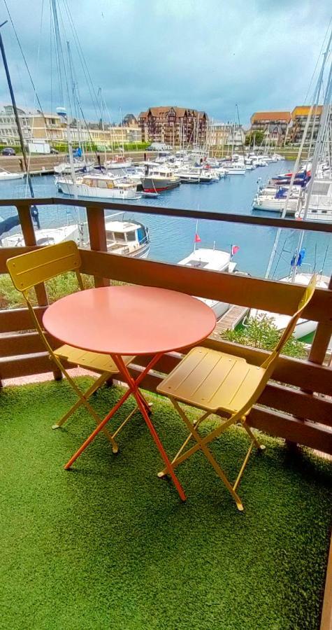 Apartamento Le Loft-Boat Deauville Exterior foto