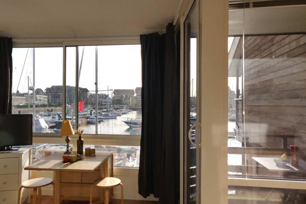 Apartamento Le Loft-Boat Deauville Exterior foto